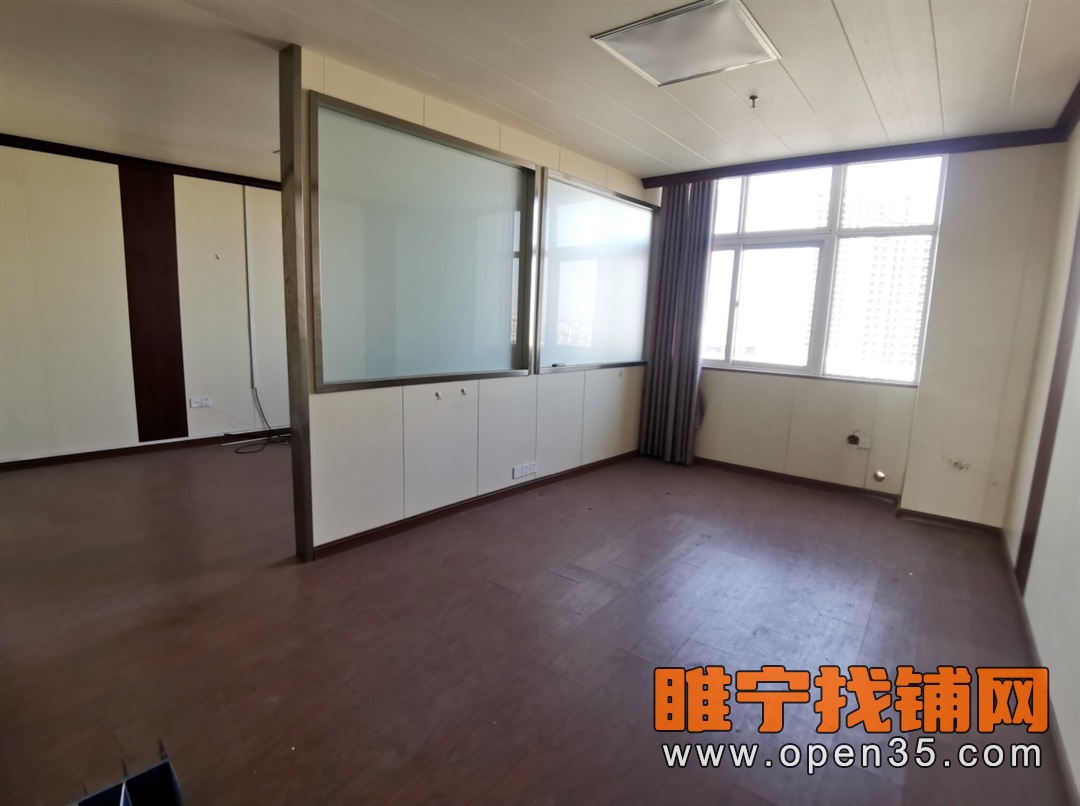 睢宁八里电商大楼带电梯办公室出租