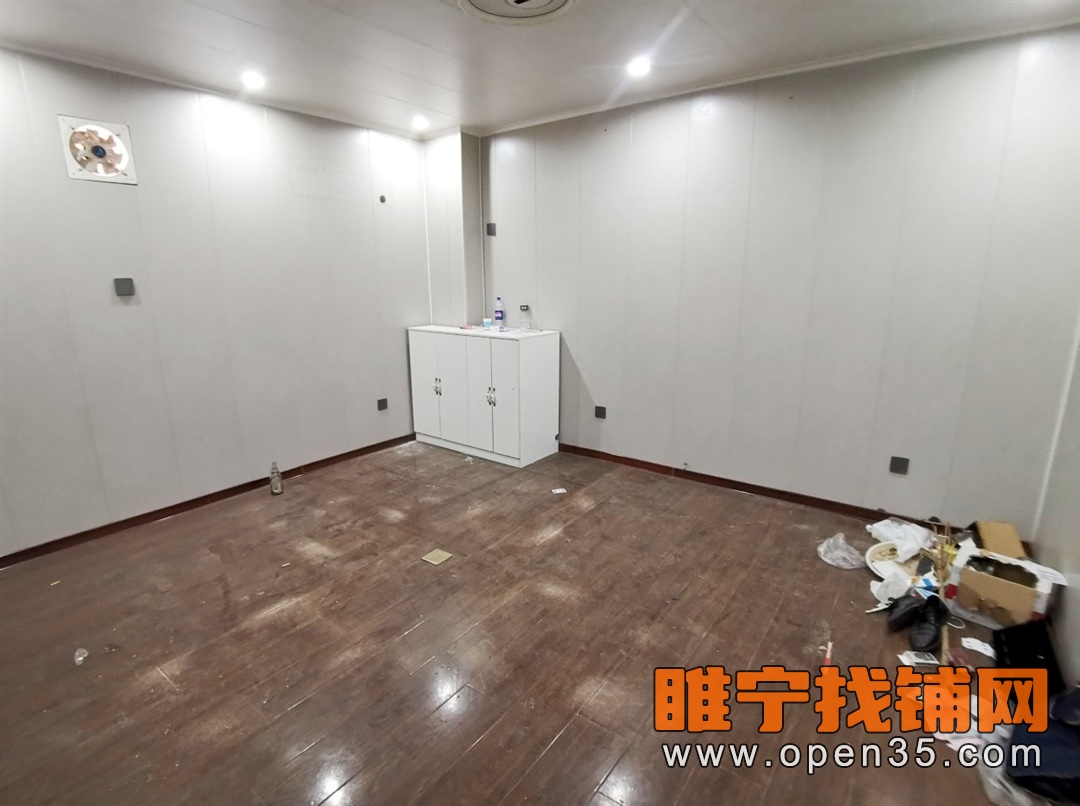 恭喜睢宁优步水岸东门精装修店铺1天成功租出