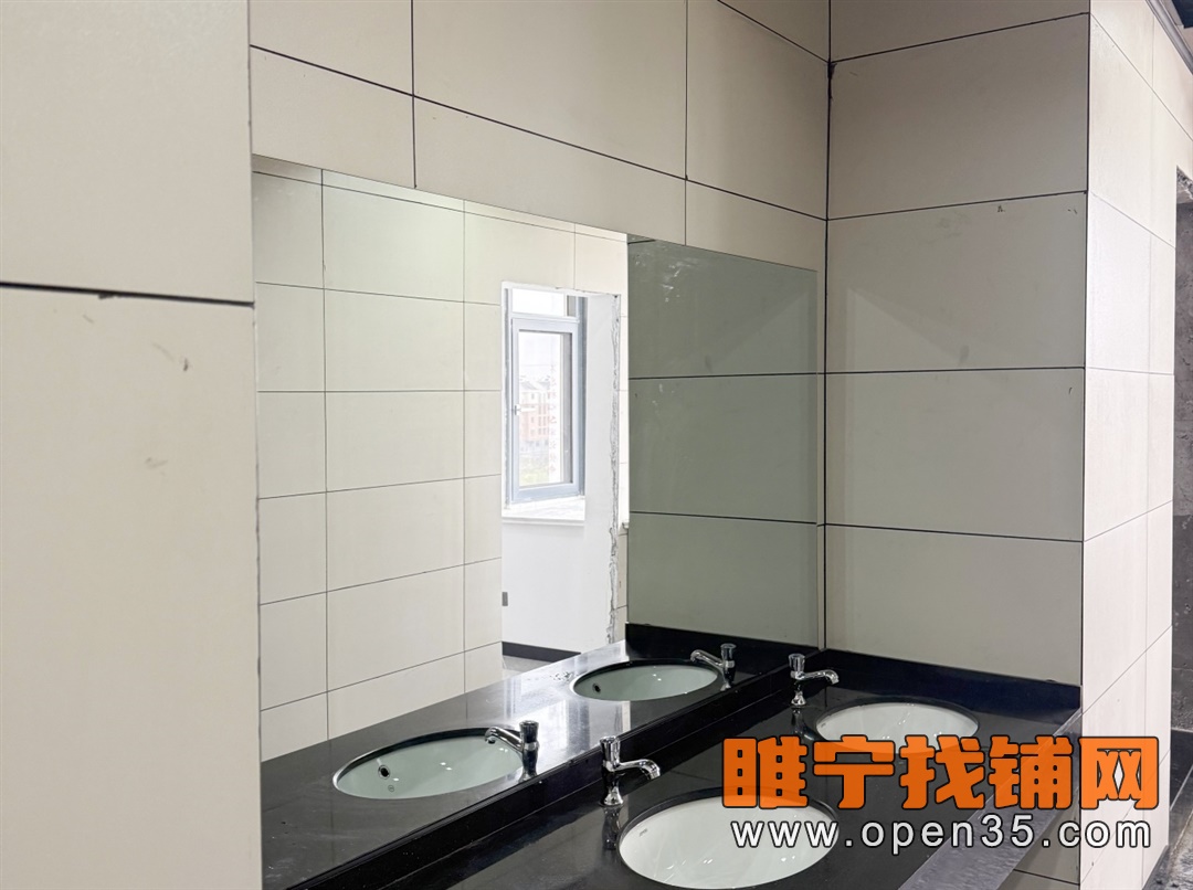 睢宁城区好位置精装修带电梯办公室出租